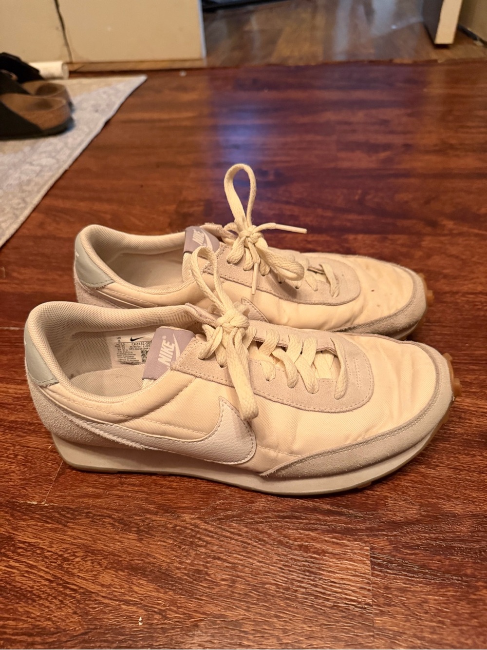 Nike Women’s Beige/Tan Low-Top Sneaker